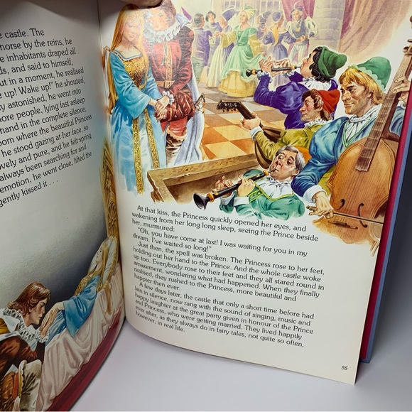 Golden Fairy Tales: Puss 'n Boots Vintage Book - Picture 11 of 11